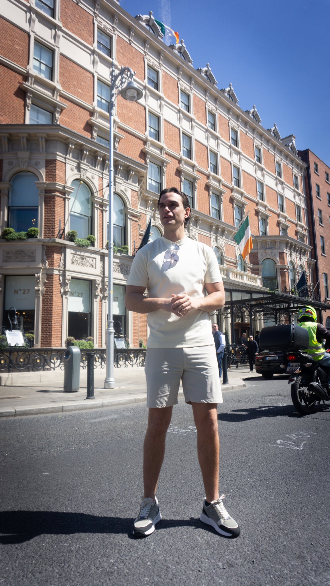 Arvio Essential T-Shirt